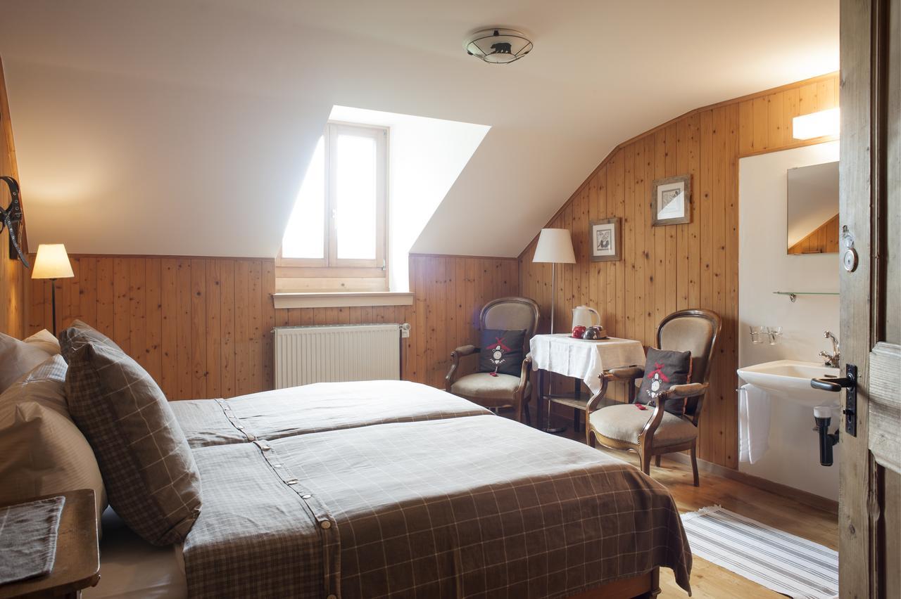 Hotel De La Chaux-d'abel *